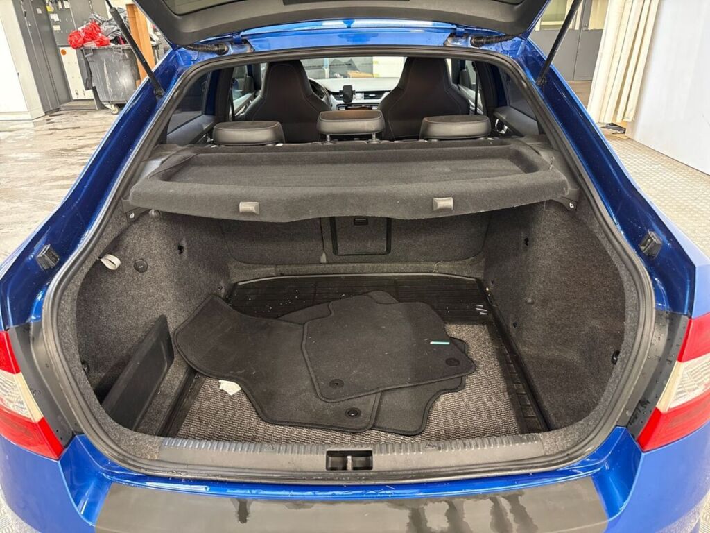 Skoda Octavia 2014 Sininen