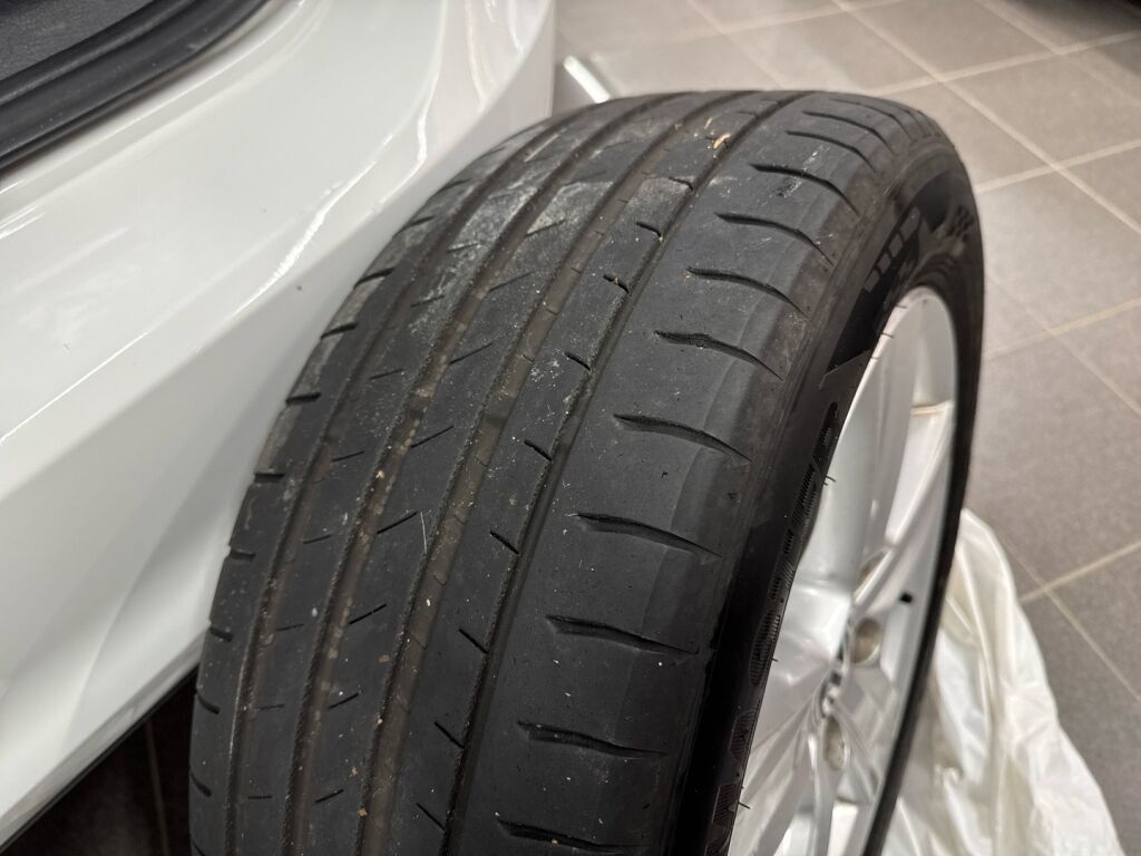 Volkswagen Golf 2014 Valkoinen