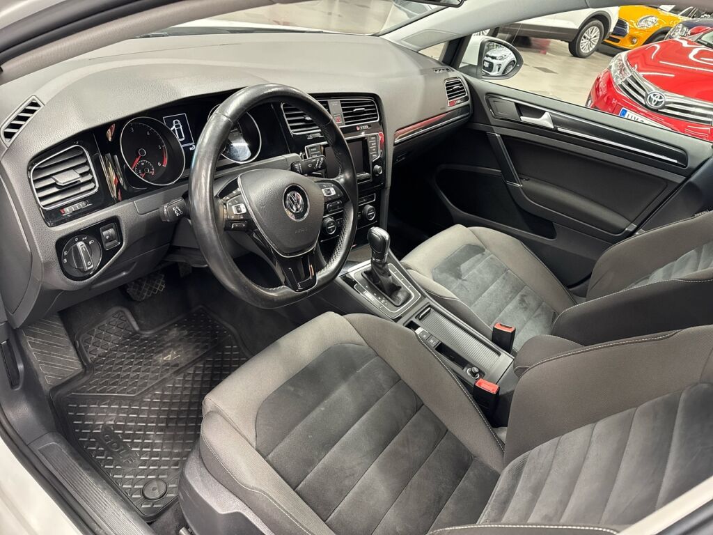 Volkswagen Golf 2014 Valkoinen