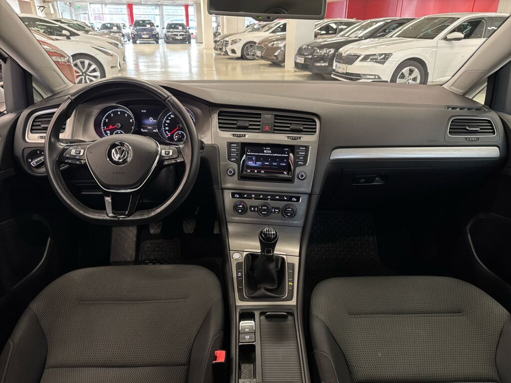 Volkswagen Golf 2014 Valkoinen