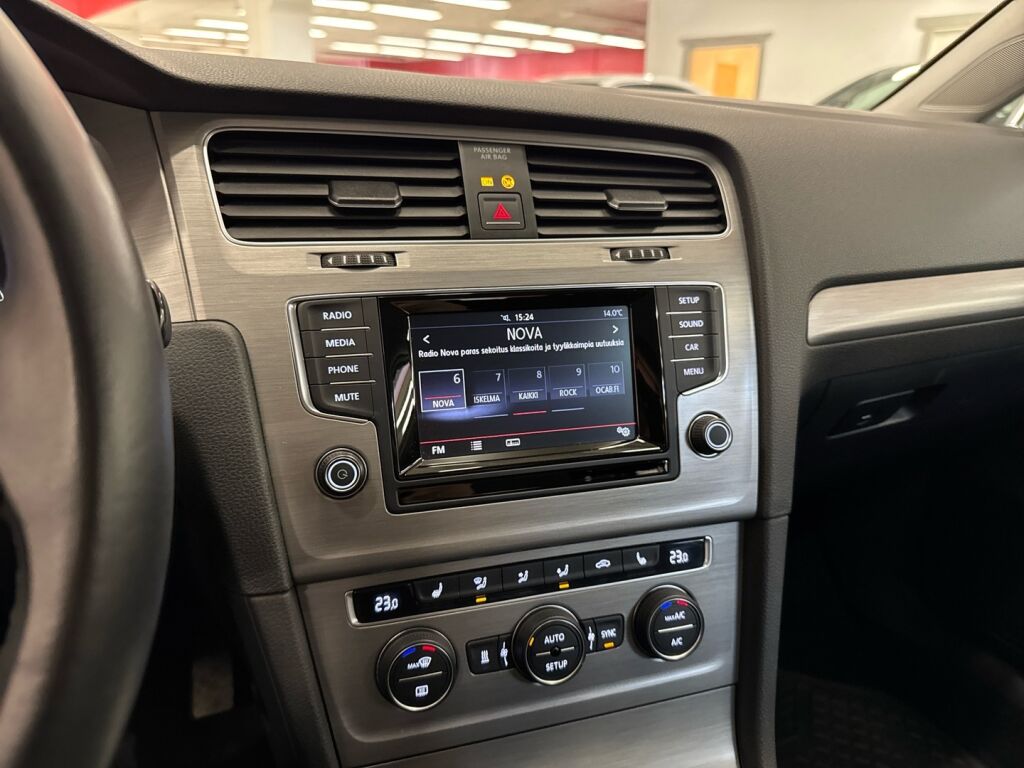 Volkswagen Golf 2014 Valkoinen