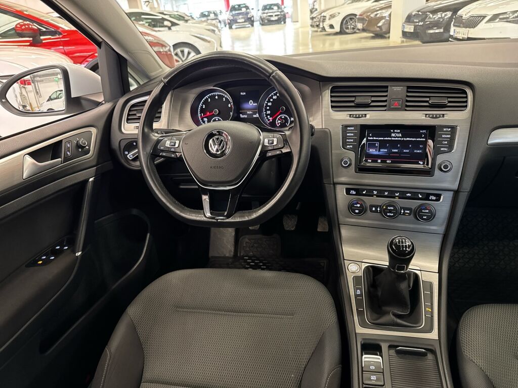 Volkswagen Golf 2014 Valkoinen