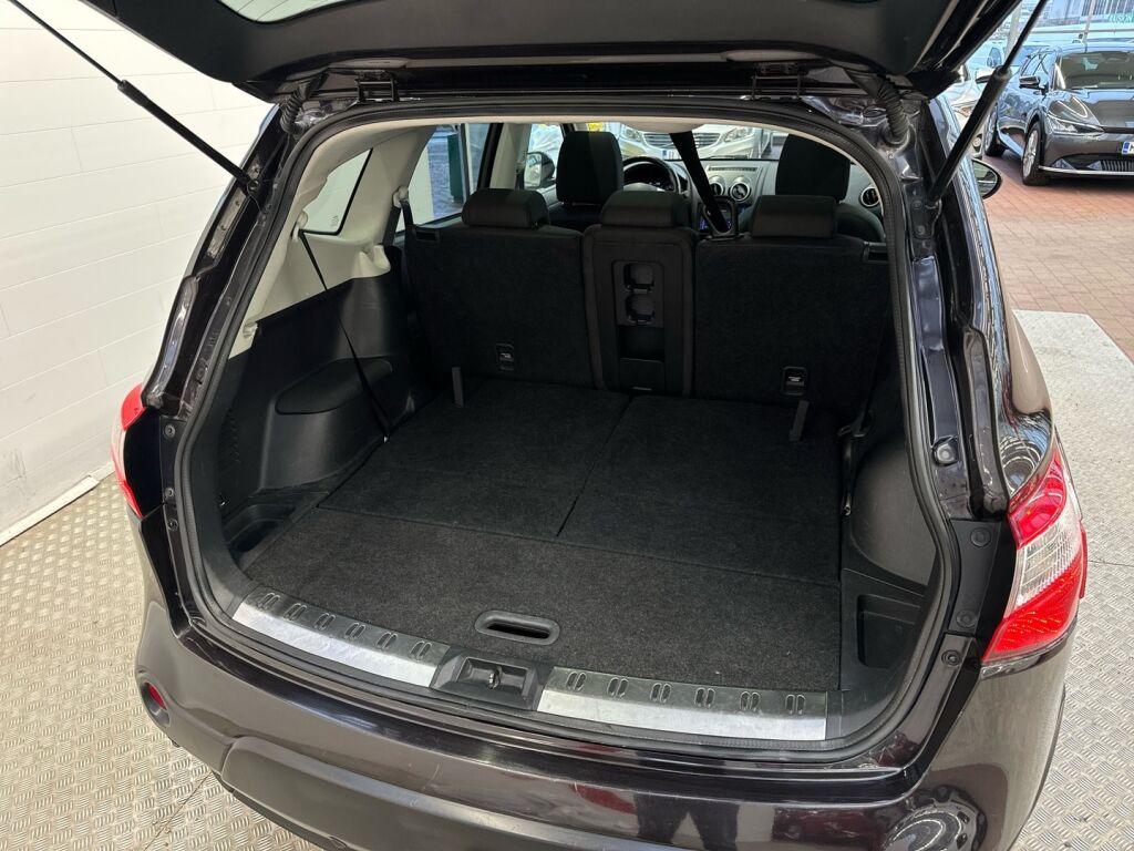 Nissan Qashqai+2 2011 Violetti