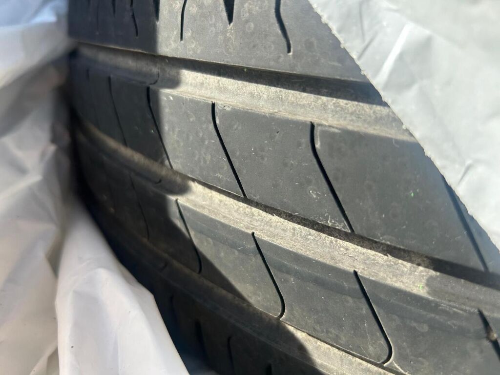 Volkswagen Golf Plus 2011 Ruskea (beige)