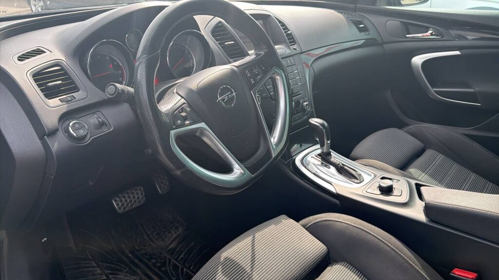 Opel Insignia 2011 Harmaa