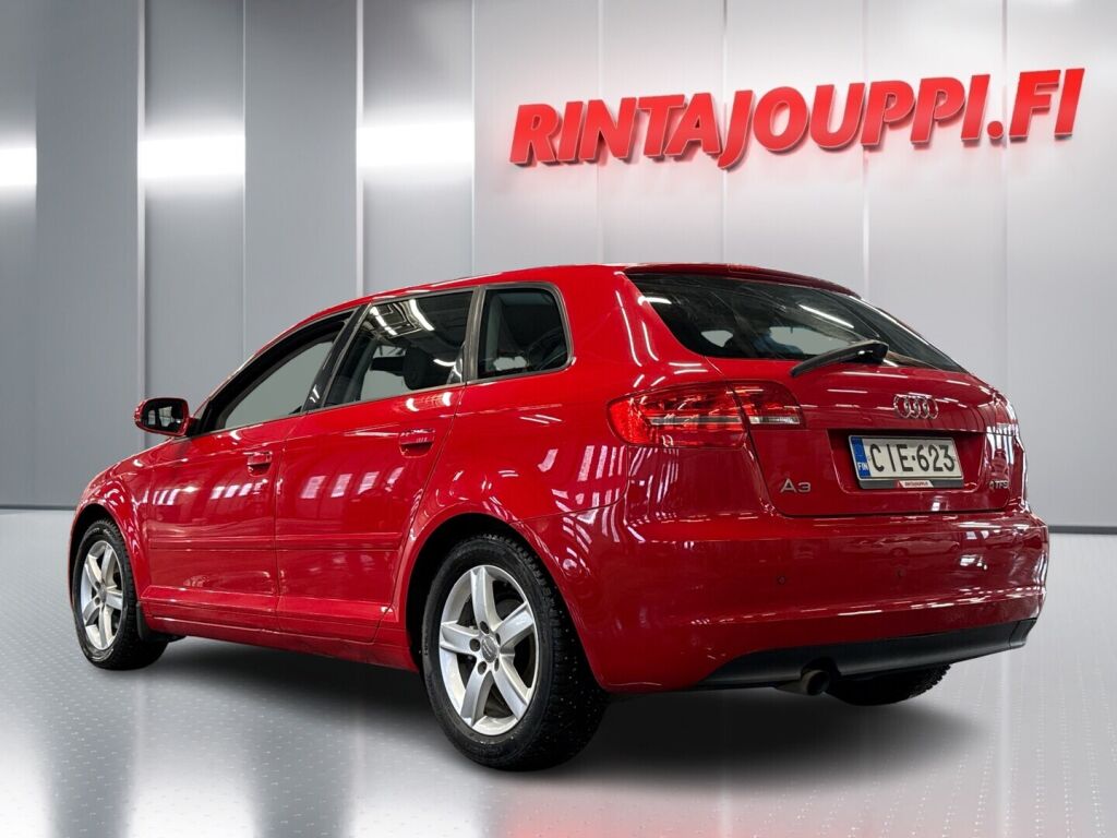 Audi A3 2011 Punainen