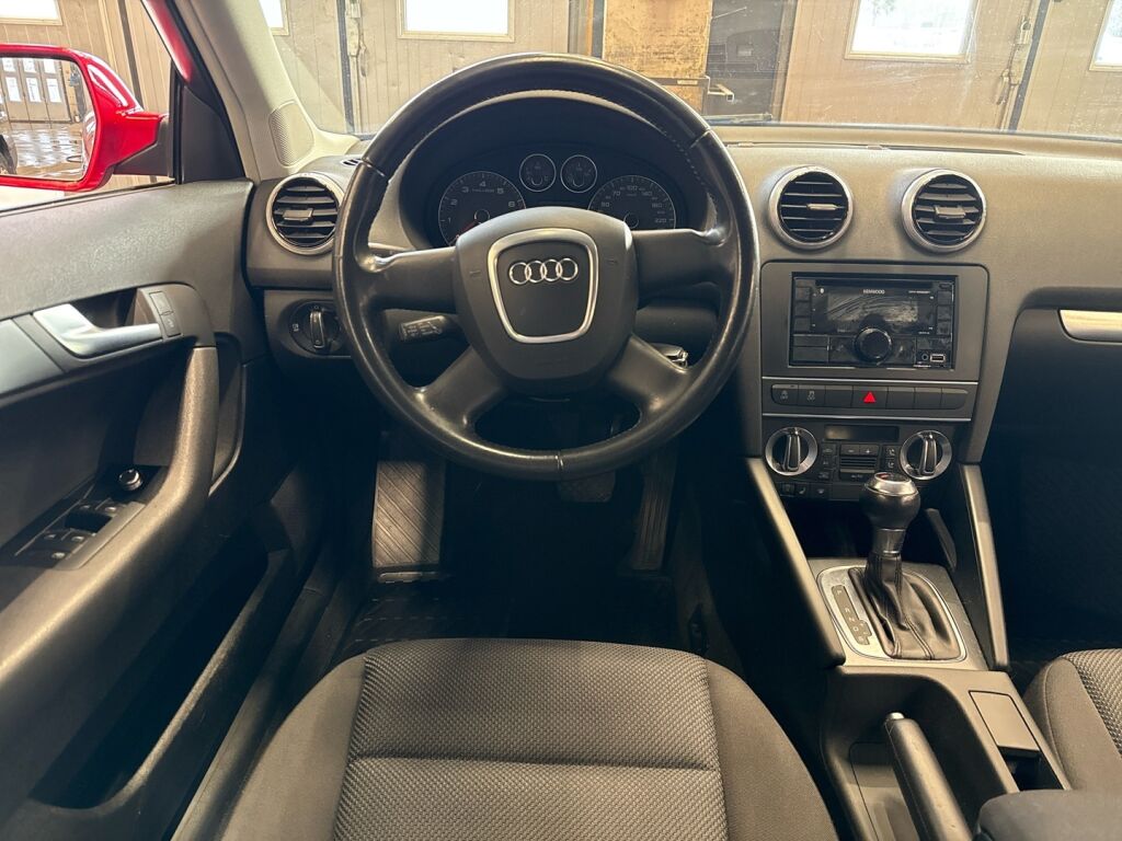 Audi A3 2011 Punainen
