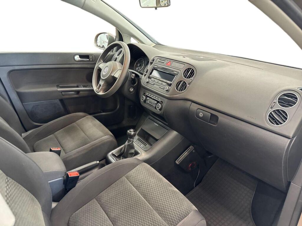 Volkswagen Golf Plus 2011 Ruskea (beige)