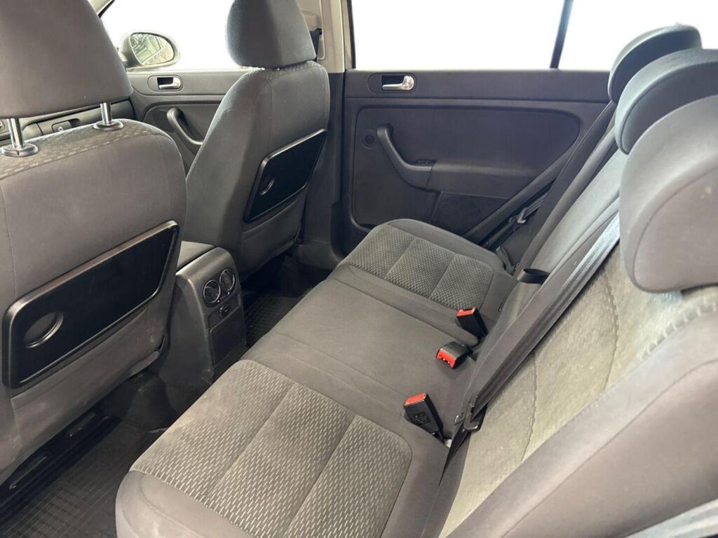 Volkswagen Golf Plus 2011 Ruskea (beige)