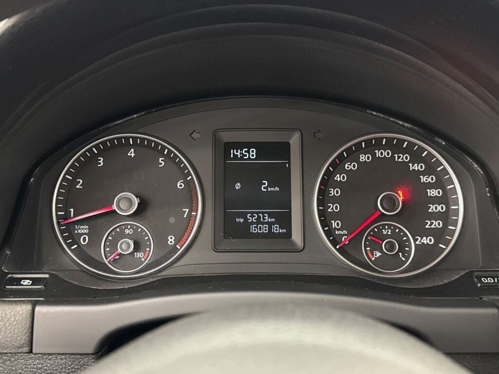 Volkswagen Golf Plus 2011 Ruskea (beige)