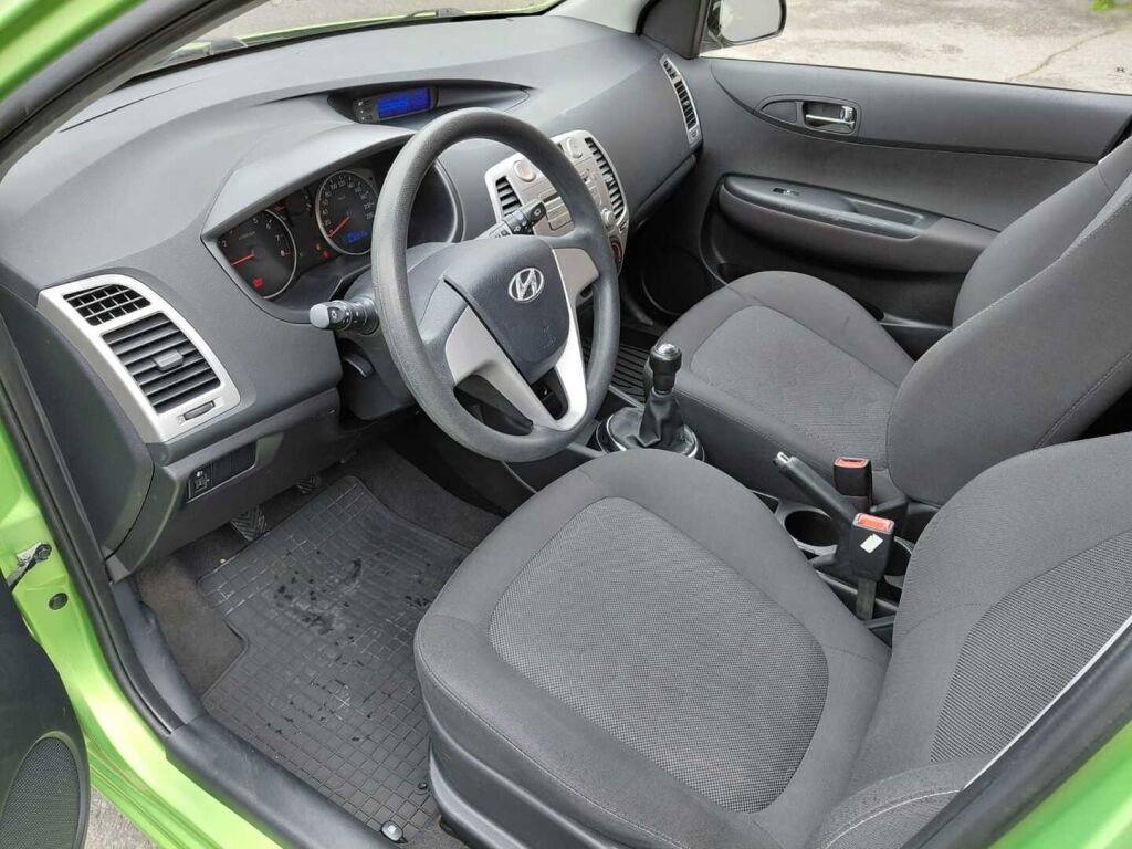 Hyundai i20 2012 Vihreä