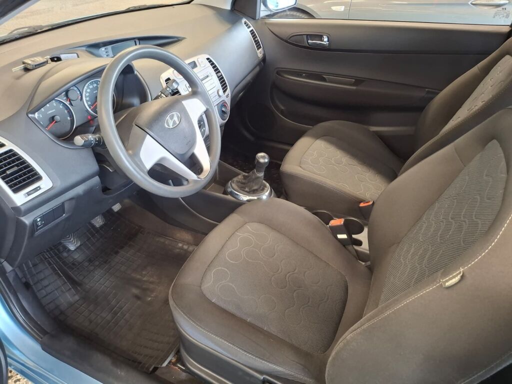 Hyundai i20 2013 Sininen