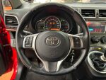 Toyota Verso-S 2011 Punainen
