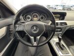 Mercedes-Benz C 2011 Ruskea (beige)