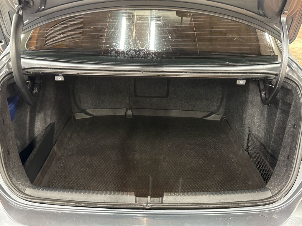 Volkswagen Jetta 2011 Harmaa