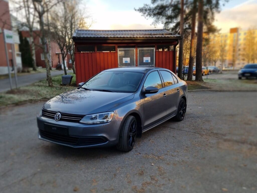 Volkswagen Jetta 2012 Harmaa