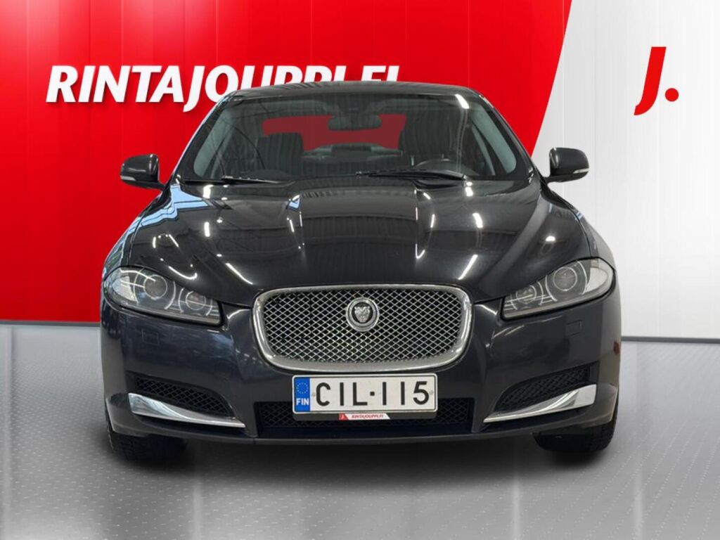 Jaguar XF 2012 Musta