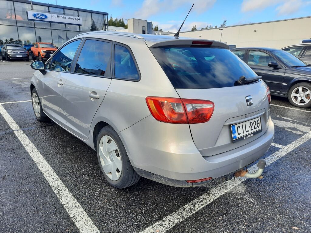 Seat Ibiza ST 2011 Ruskea (beige)
