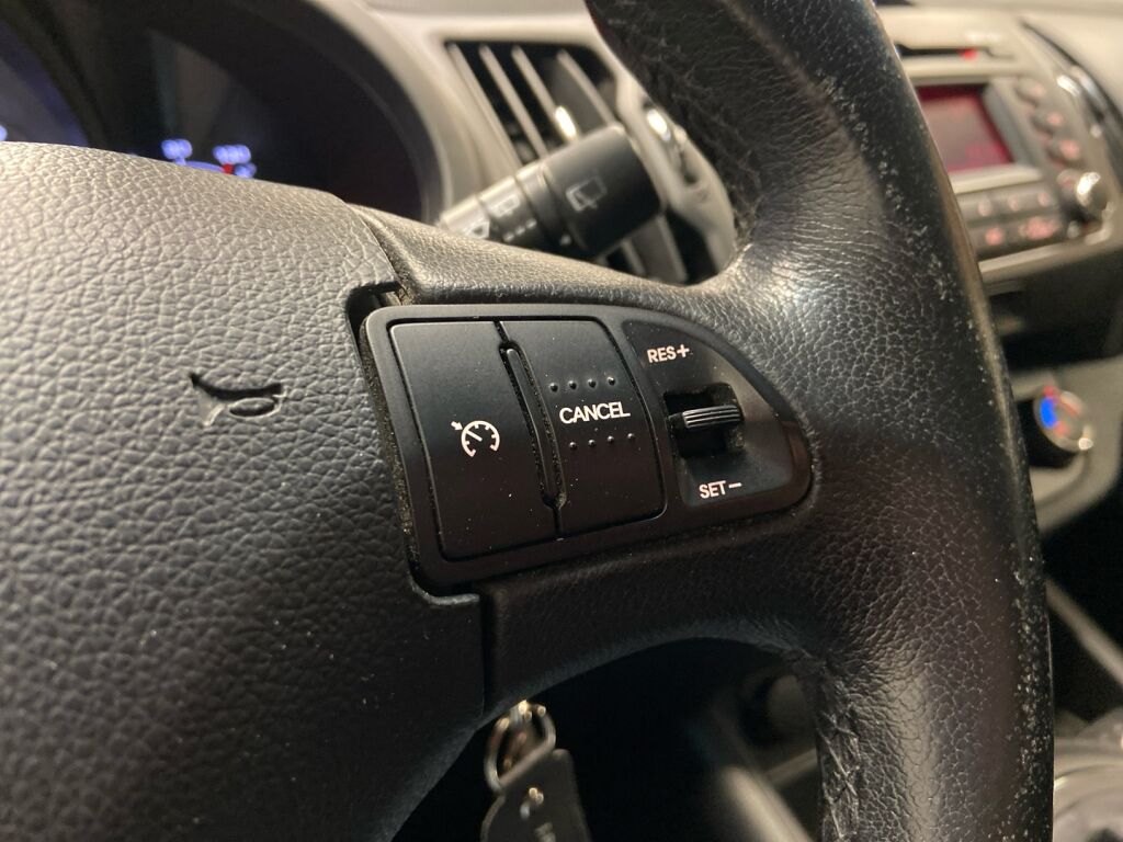 Kia Sportage 2011 Musta