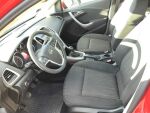 Opel Astra 2011 Punainen