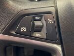 Opel Astra 2011 Punainen