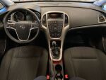 Opel Astra 2011 Punainen