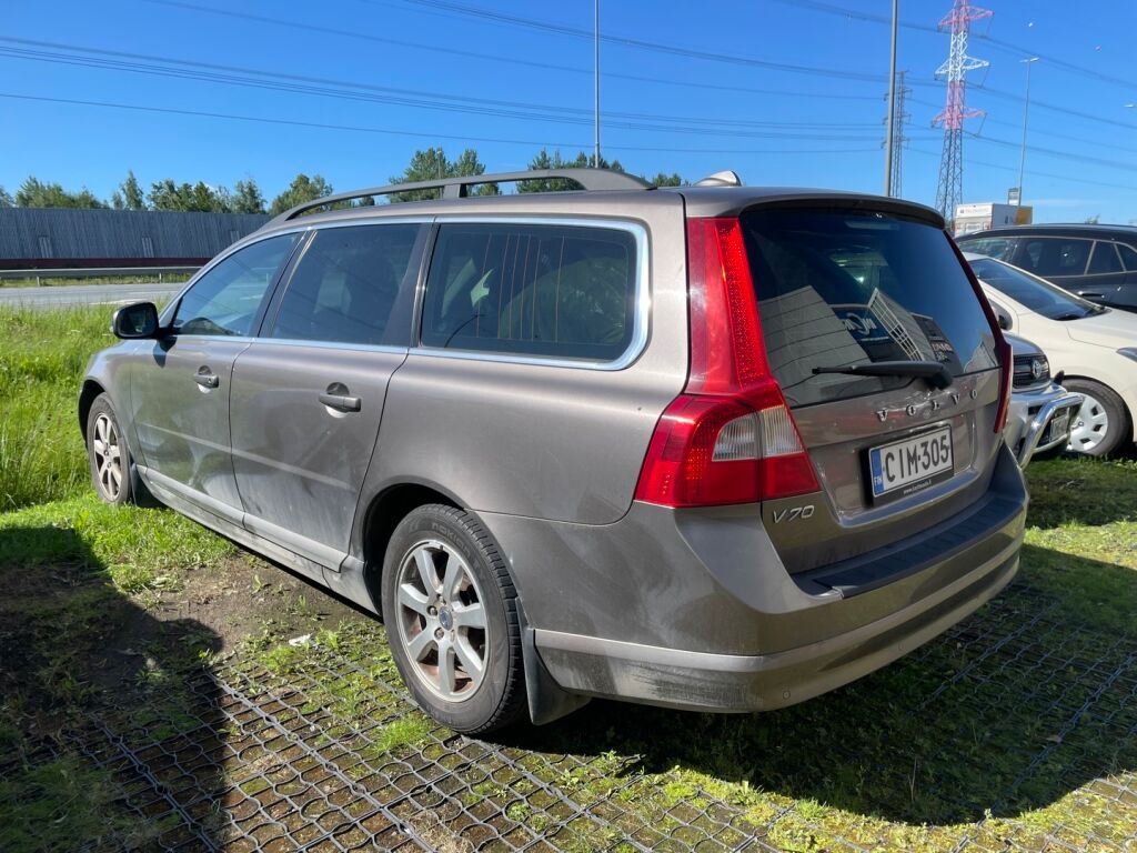 Volvo V70 2011 Harmaa