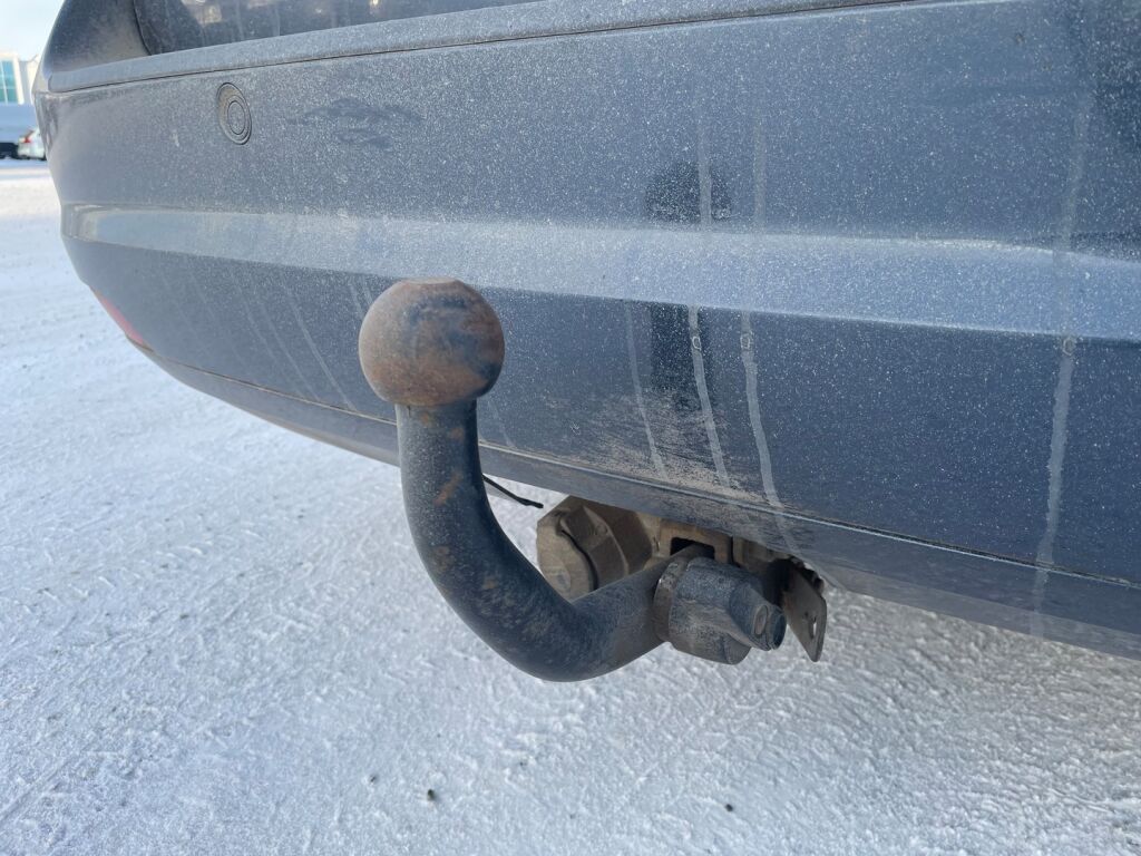 Volvo V50 2012 Sininen