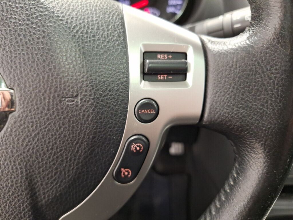 Nissan Qashqai 2011 Musta