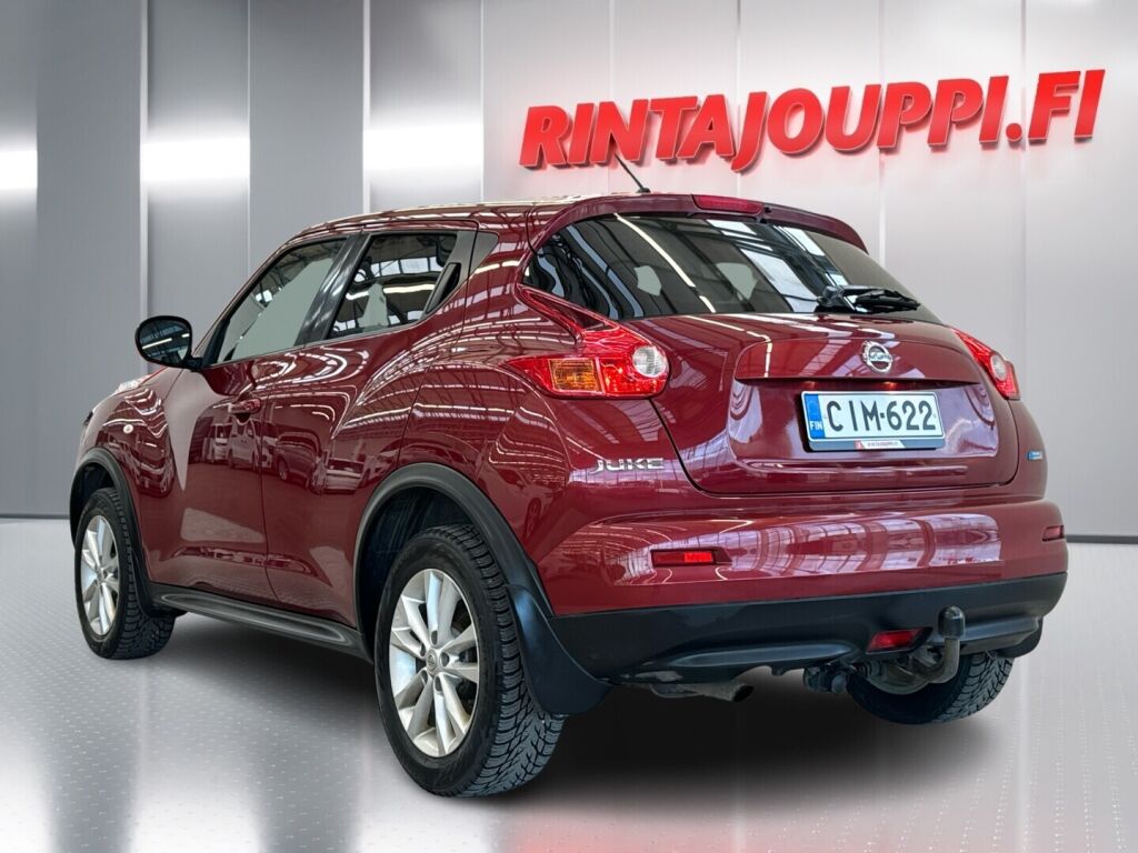 Nissan Juke 2012 Punainen