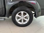 Nissan Navara 2012 Musta