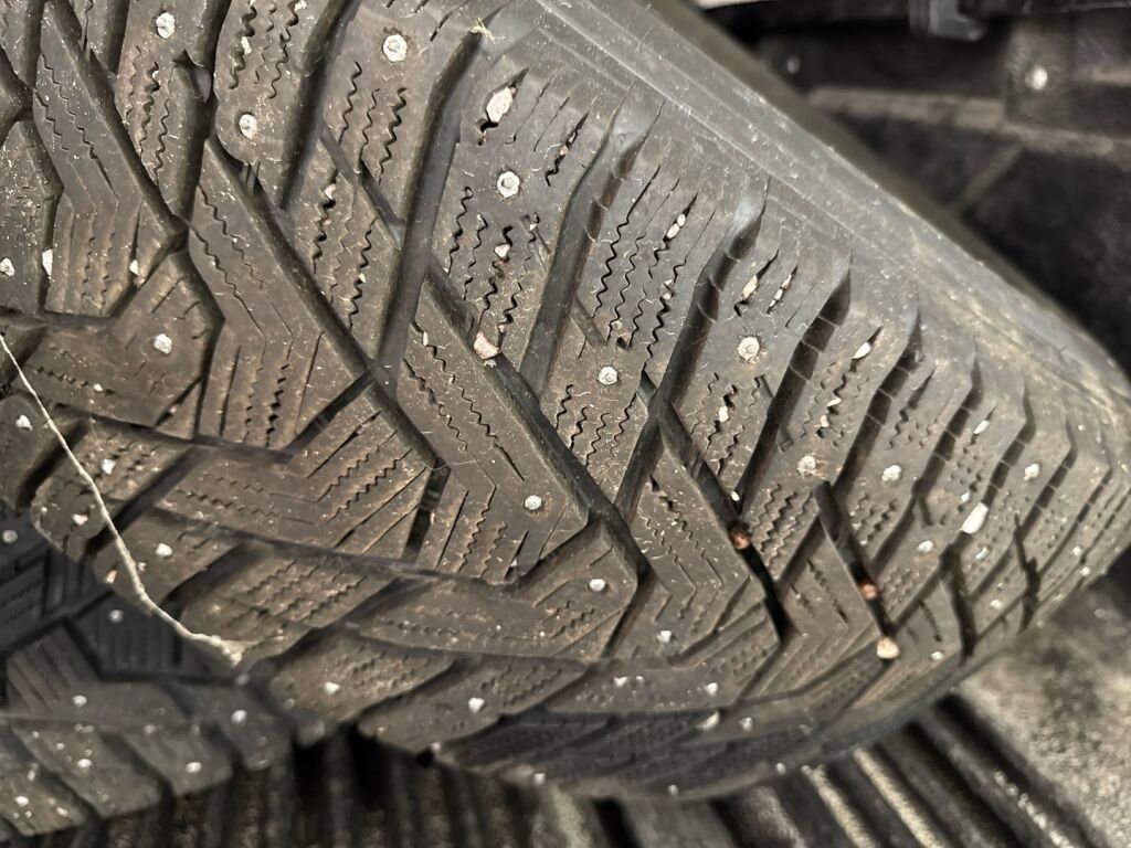 Nissan Navara 2012 Musta