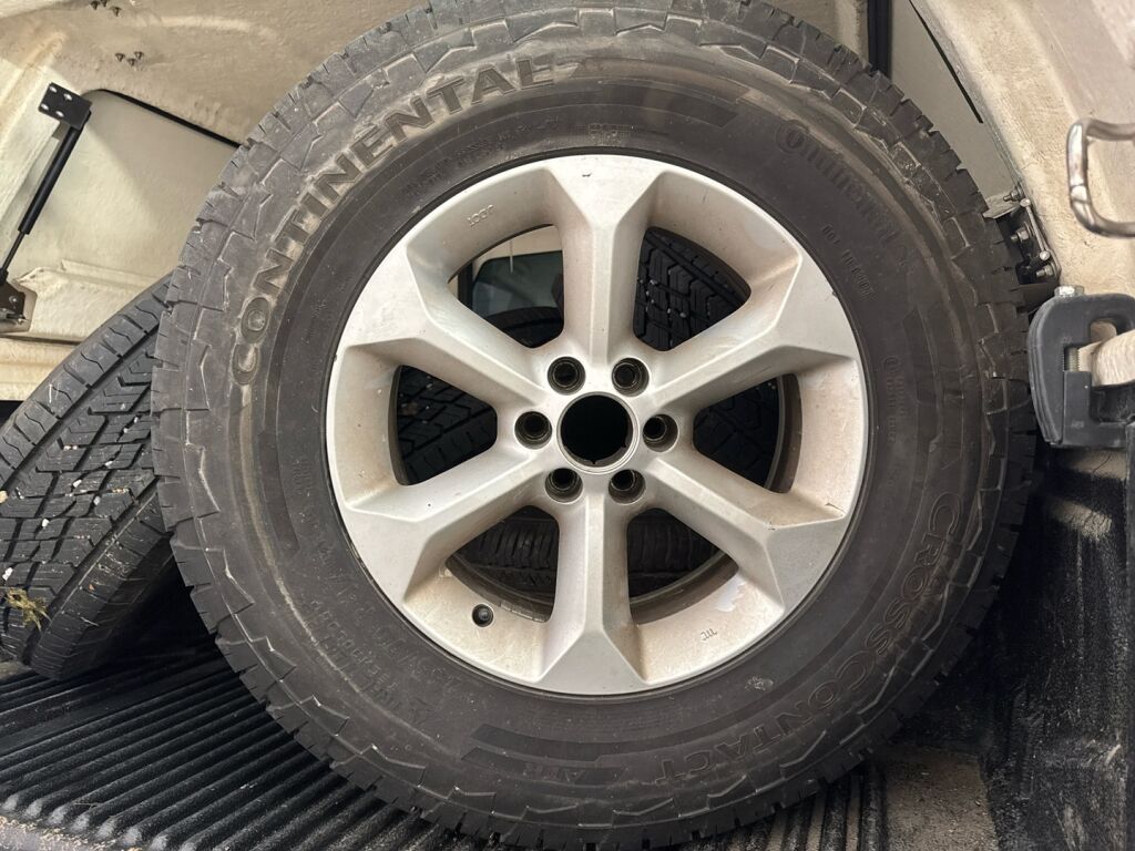 Nissan Navara 2012 Musta