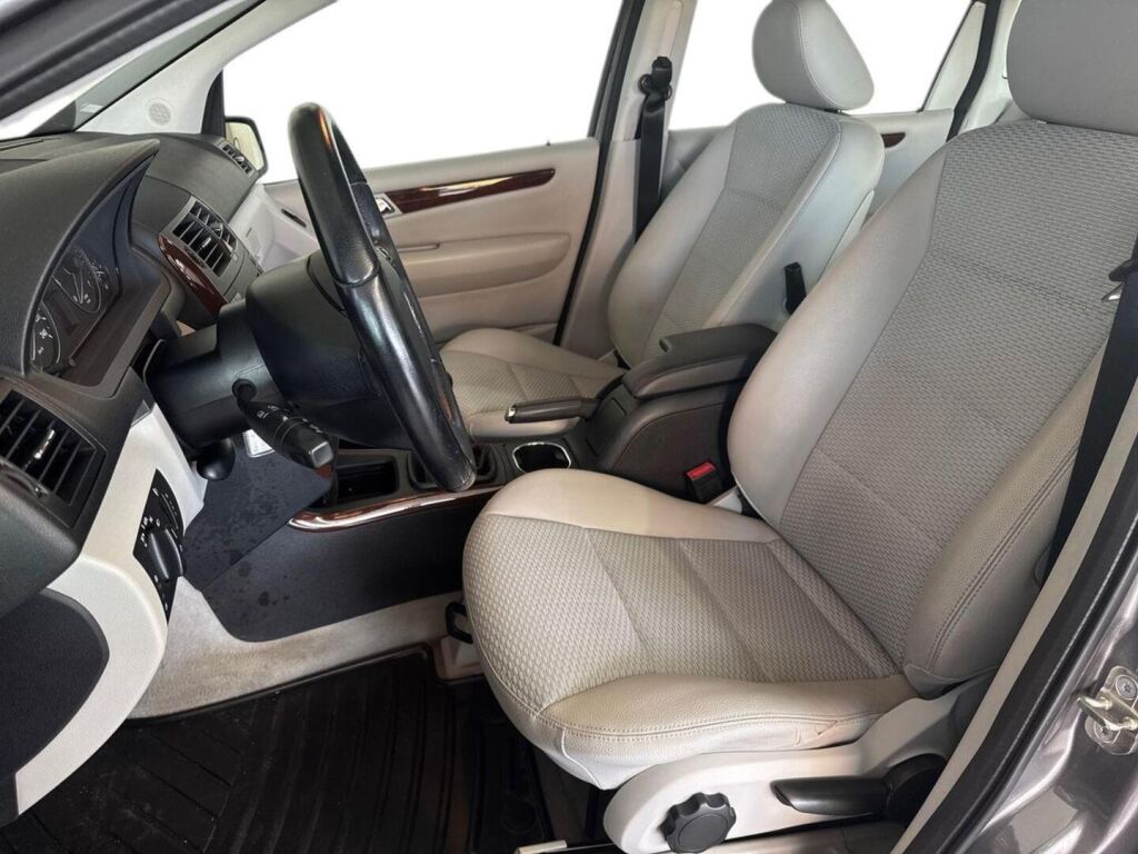 Mercedes-Benz A 2012 Harmaa