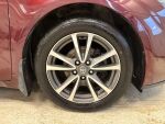 Toyota Avensis 2012 Punainen