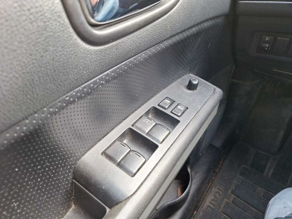Nissan X-Trail 2012 Harmaa