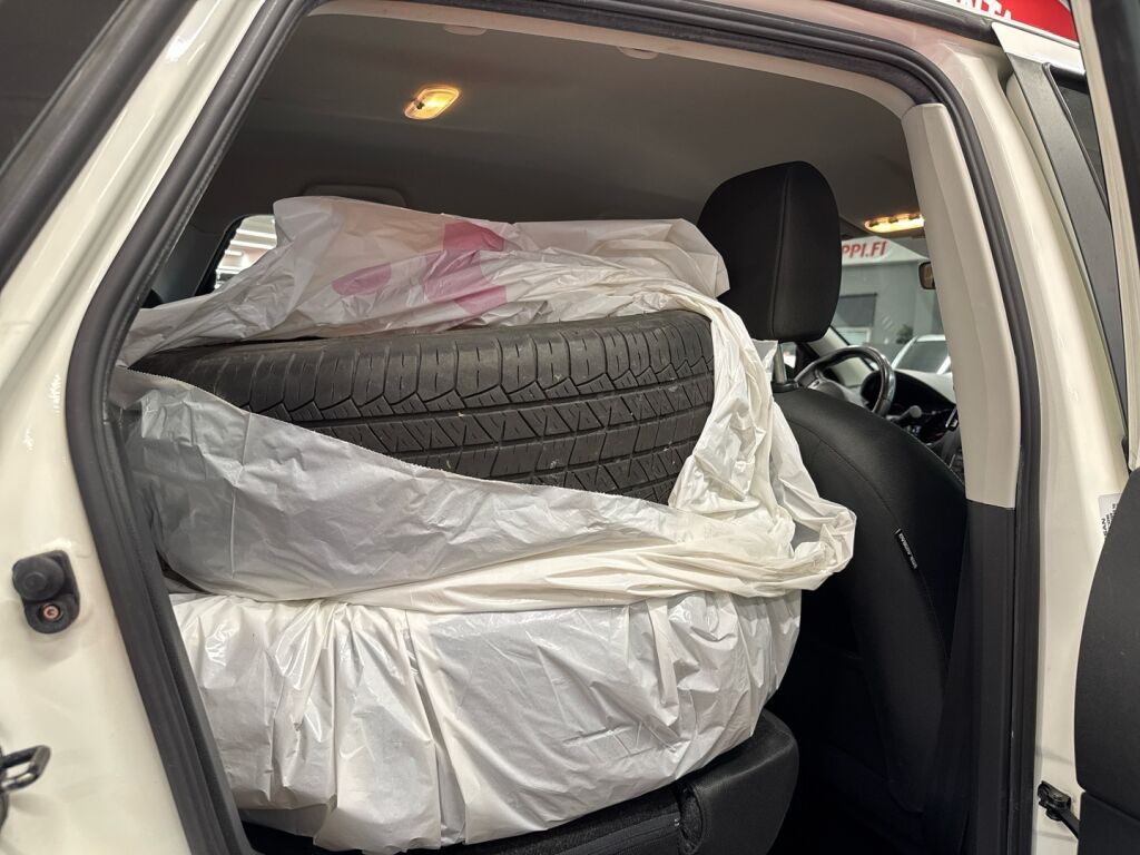 Nissan Qashqai 2012 Valkoinen