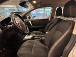 Nissan Qashqai 2012 Valkoinen