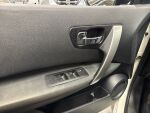 Nissan Qashqai 2012 Valkoinen