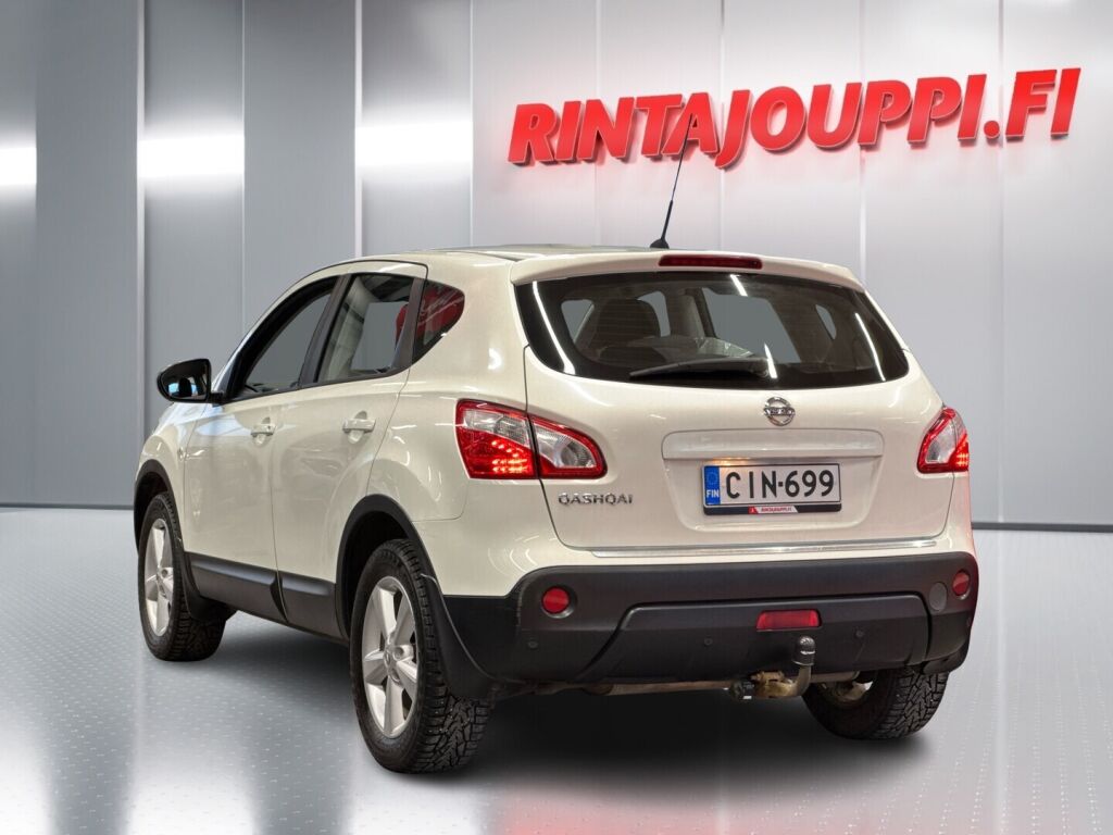 Nissan Qashqai 2012 Valkoinen
