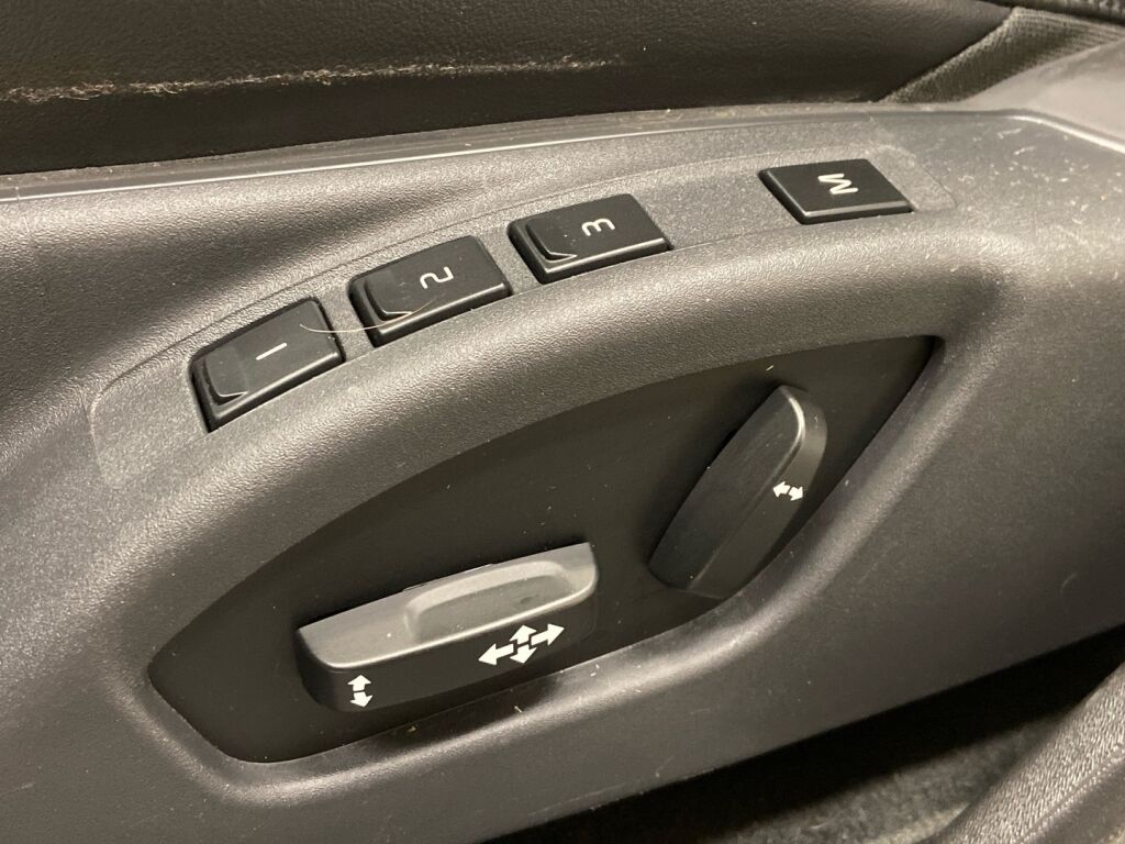 Volvo V60 2012 Ruskea (beige)