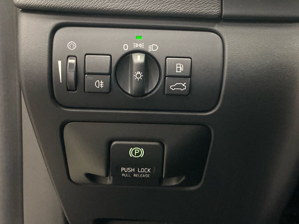 Volvo V60 2012 Ruskea (beige)