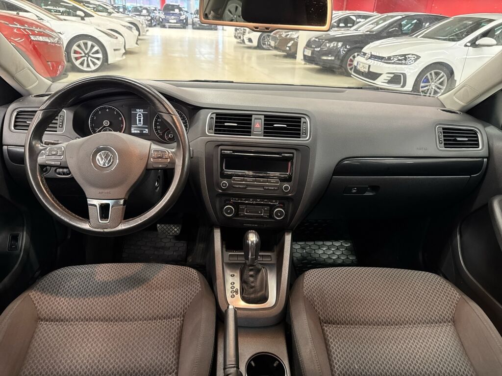 Volkswagen Jetta 2012 Sininen