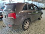 Kia Sorento 2012 Ruskea (beige)