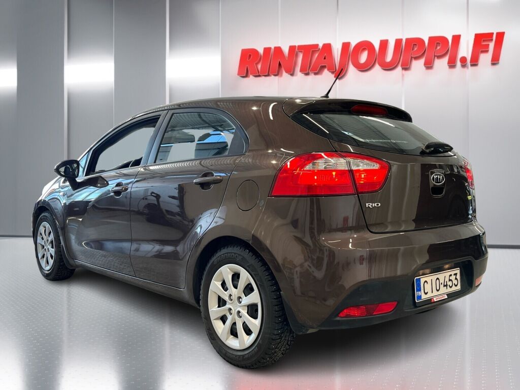 Kia Rio 2012 Ruskea (beige)
