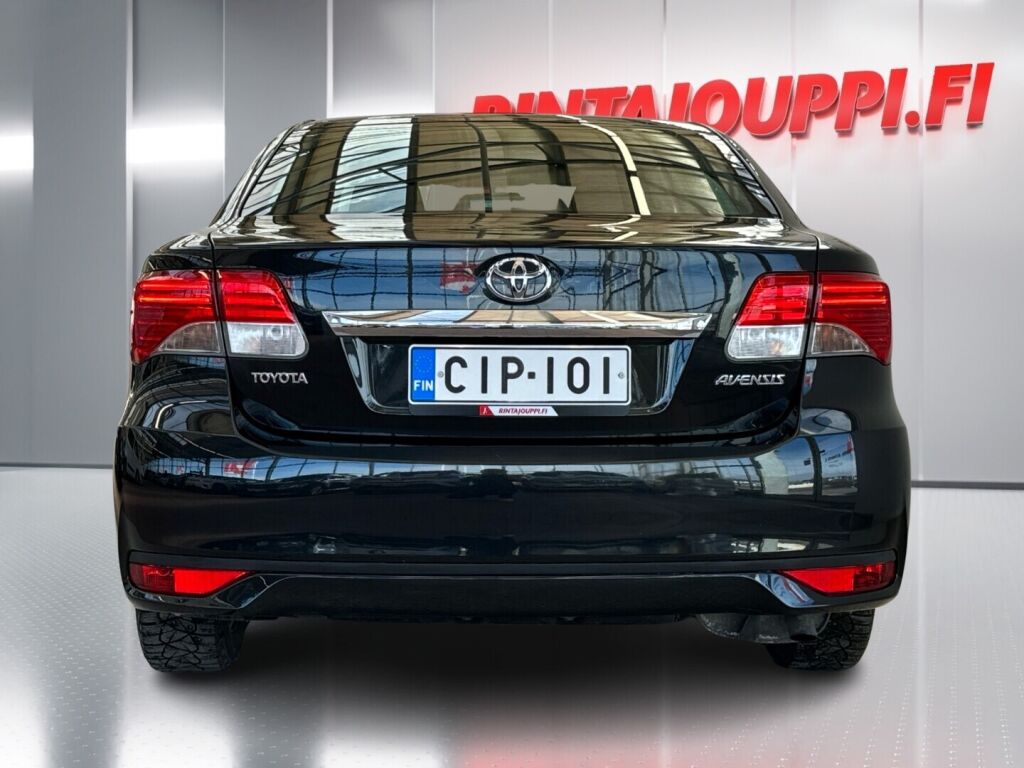 Toyota Avensis 2012 Musta