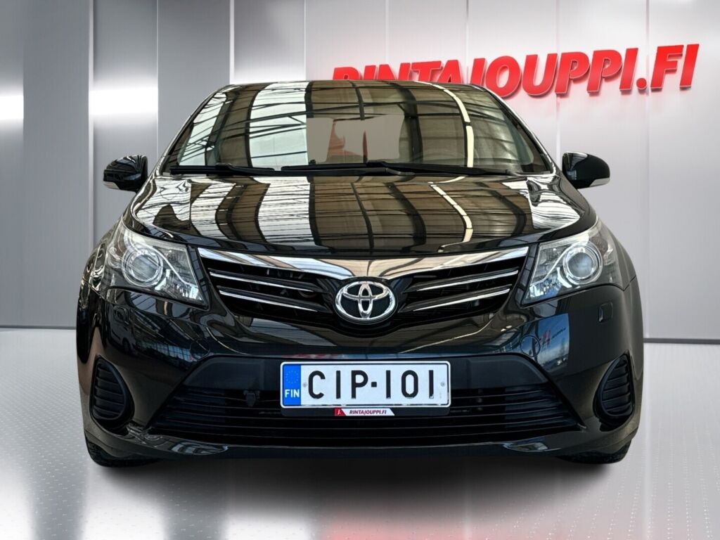 Toyota Avensis 2012 Musta