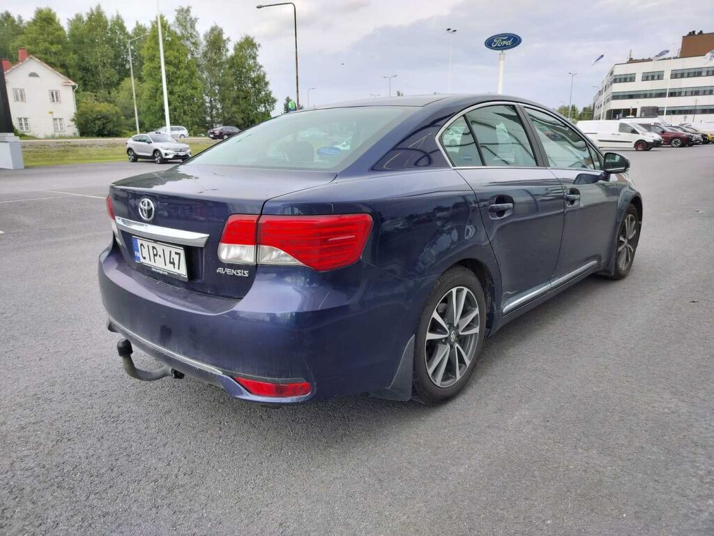 Toyota Avensis 2012 Sininen