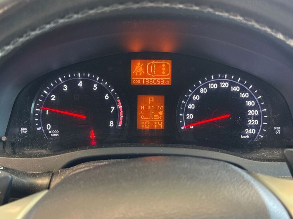 Toyota Avensis 2012 Sininen