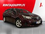 Toyota Avensis 2012 Punainen